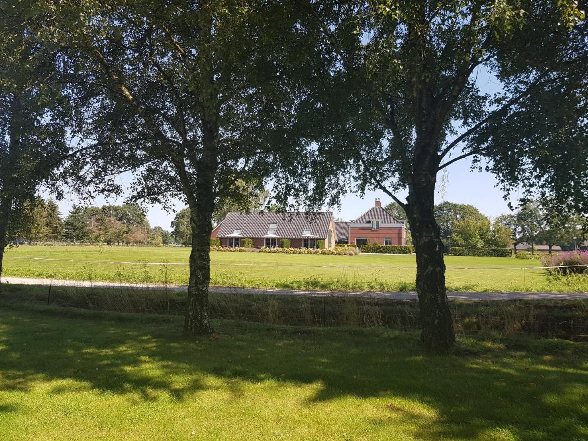 B&B De Veluwe Hoeve Eerbeek Bagian luar foto