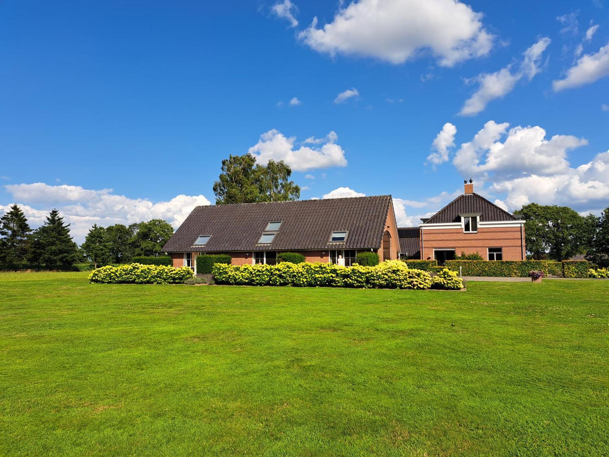 B&B De Veluwe Hoeve Eerbeek Bagian luar foto